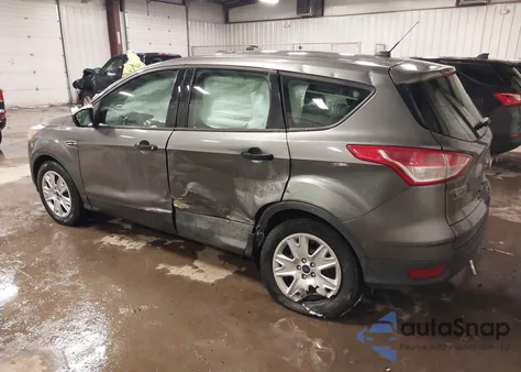 2013 Ford Escape S z USA, uszkodzony, nr VIN 1FMCU0F71DUA73622
